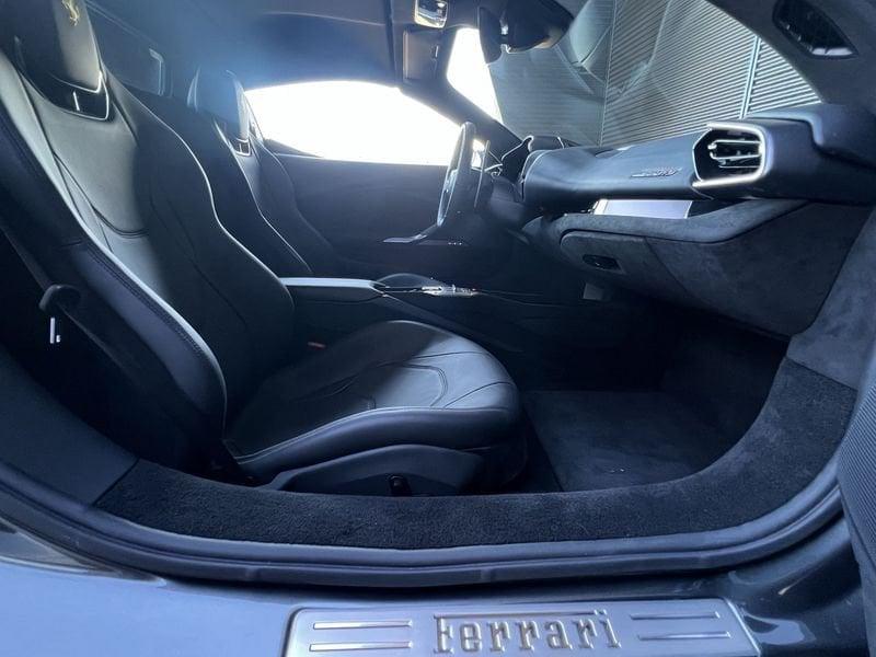 Ferrari 296 GTS GTS 830 CV