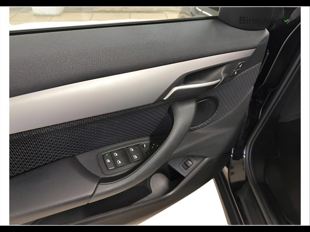 BMW X2 (F39) - X2 sDrive18d Business-X