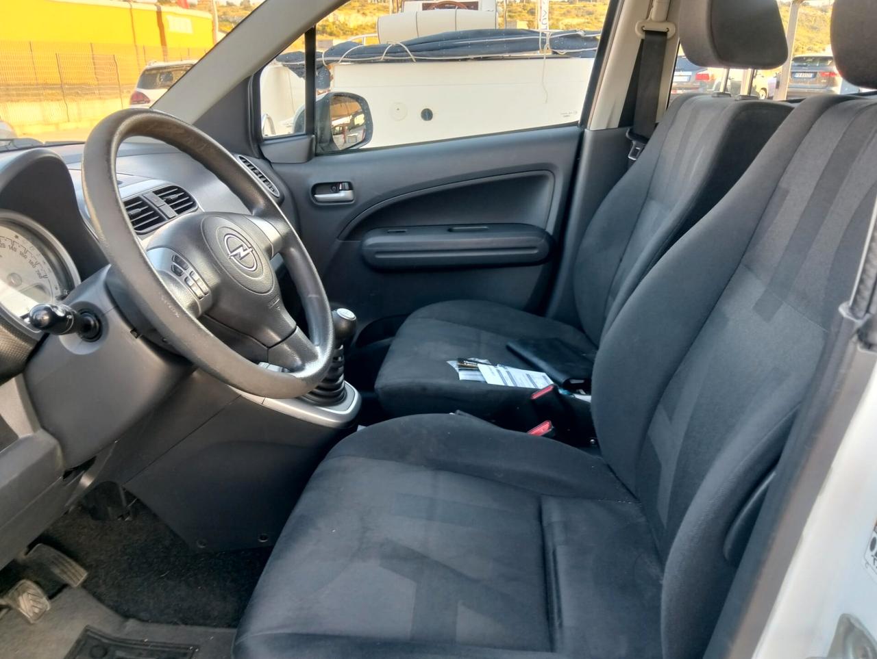 Opel Agila 1.2 16V 86CV Enjoy 2010