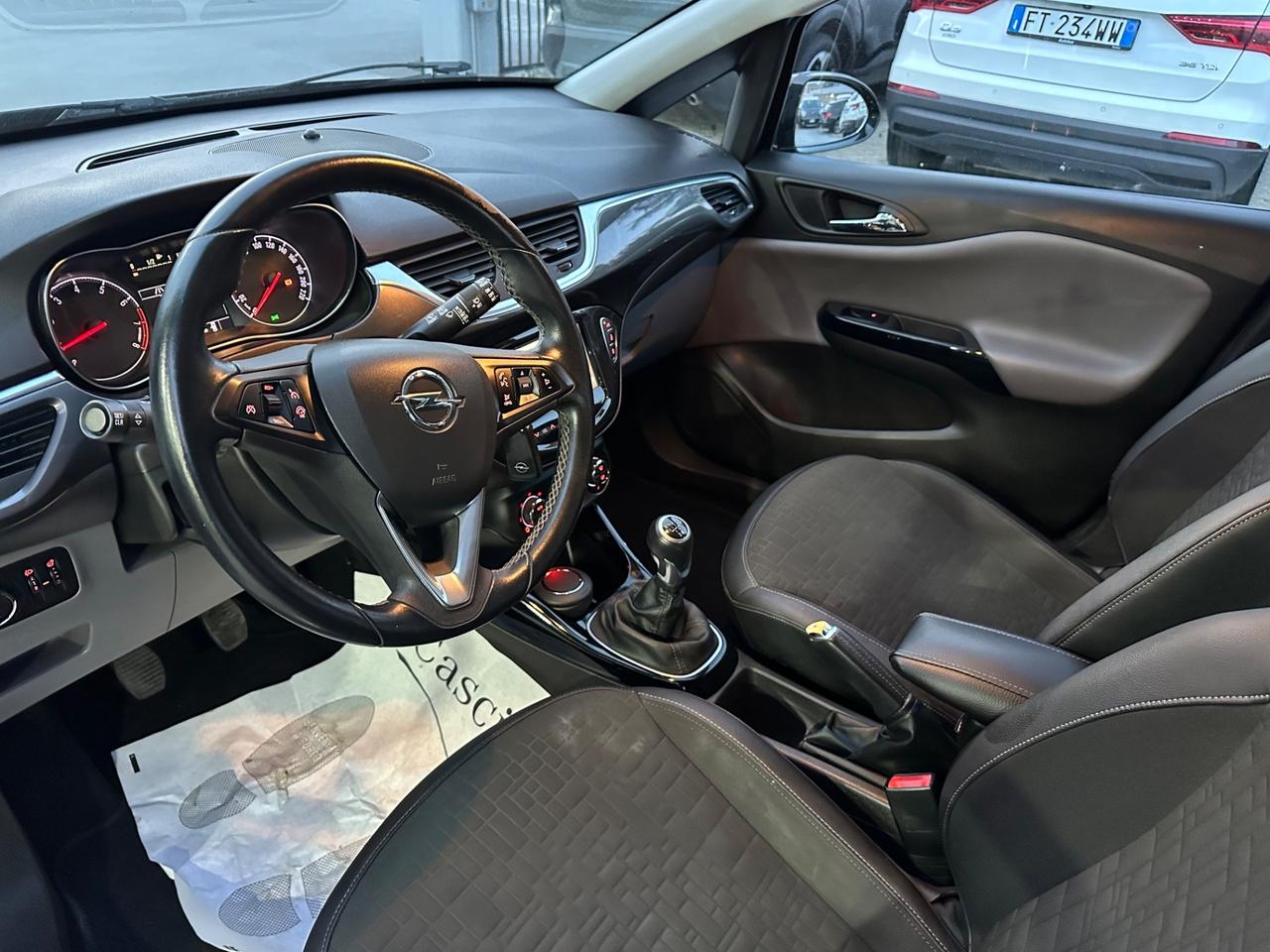 Opel Corsa 1.4 90CV GPL Tech 5 porte b-Color