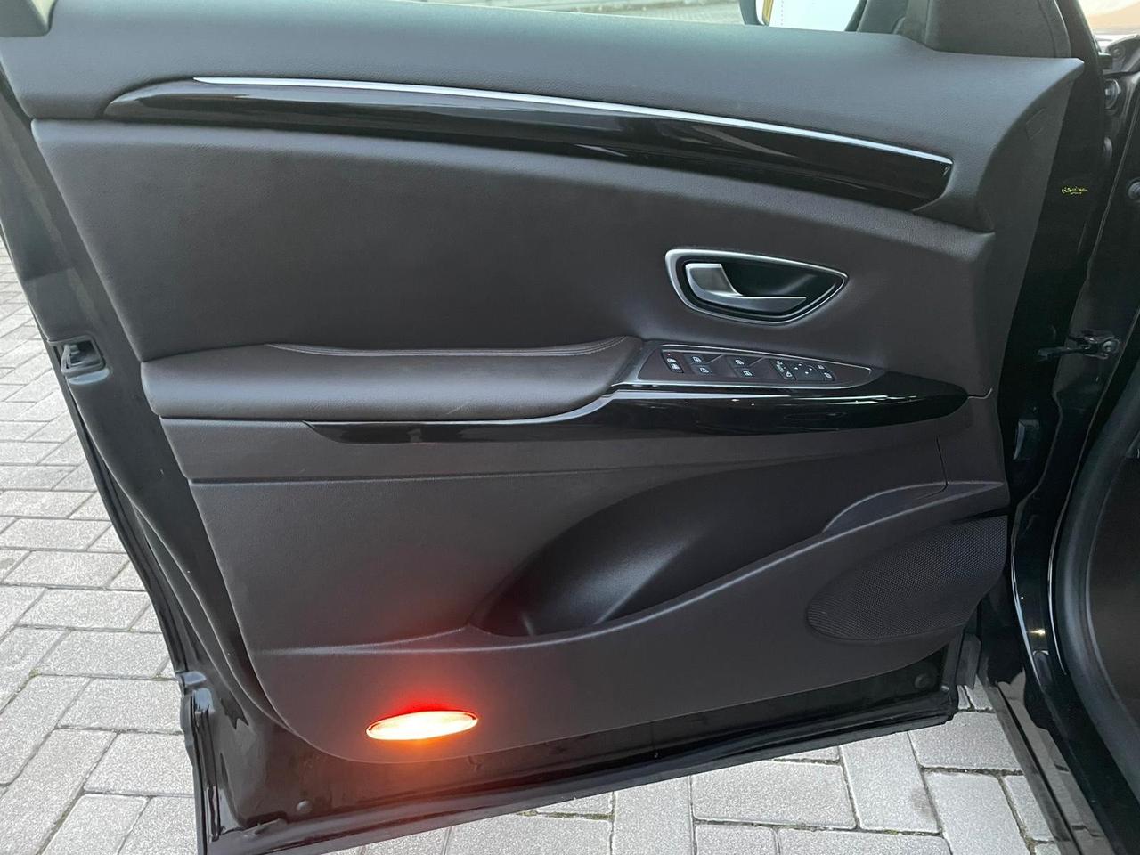 Renault Espace dCi 160CV EDC Energy Initiale Paris 4Control