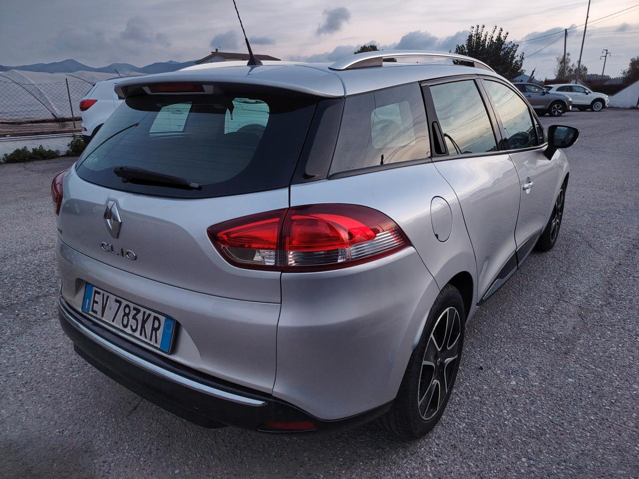 Renault Clio Sporter 1.2 75CV Live