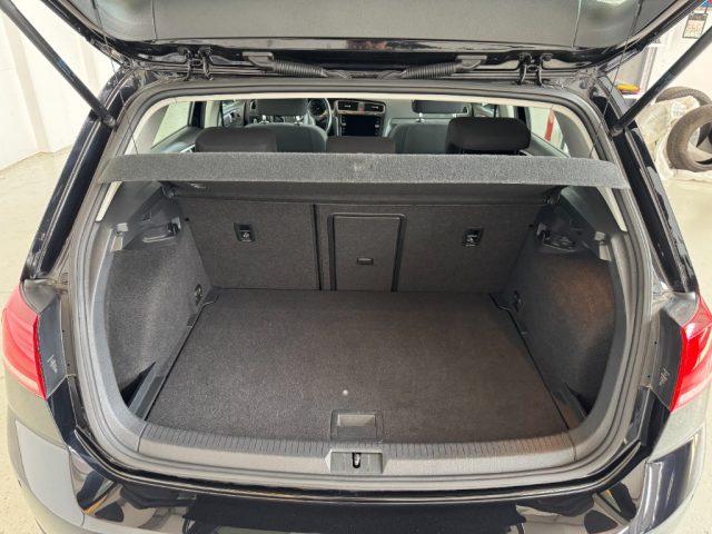VOLKSWAGEN Golf 1.0 TSI 110 CV DSG 5p. Business