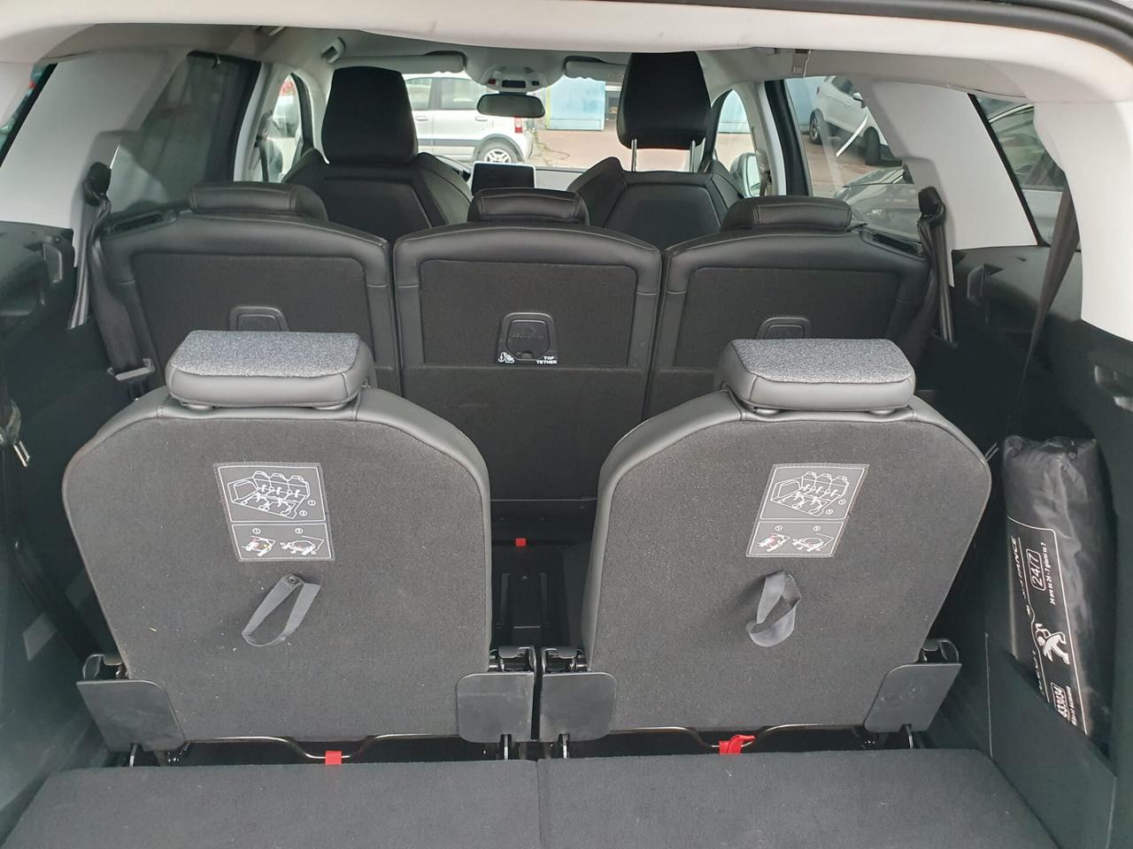 Peugeot 5008 BlueHDi 130 S&S Allure