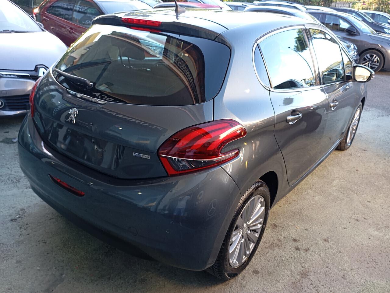 Peugeot 208 5P 1.2 PureTech 82CV Allure