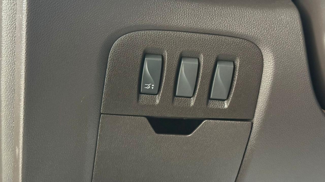 Renault Espace dCi 160CV EDC Energy Initiale Paris 4Control
