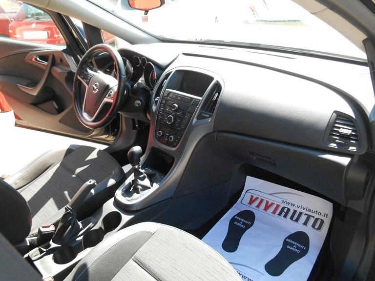 Opel Astra 1.4 Turbo 140CV Sports Tourer GPL Tech Elective