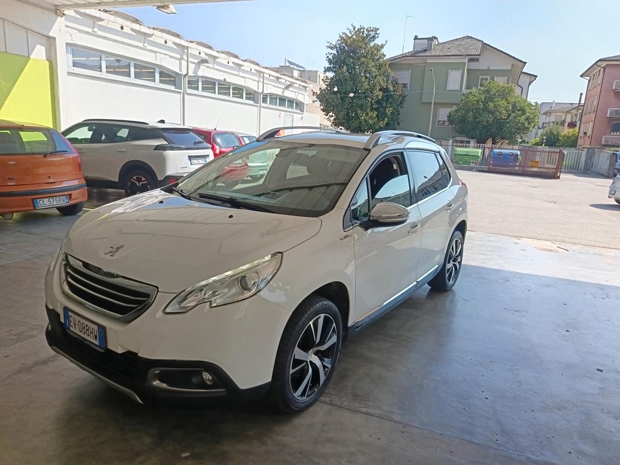 Peugeot 2008 1.6 VTi 120CV Allure