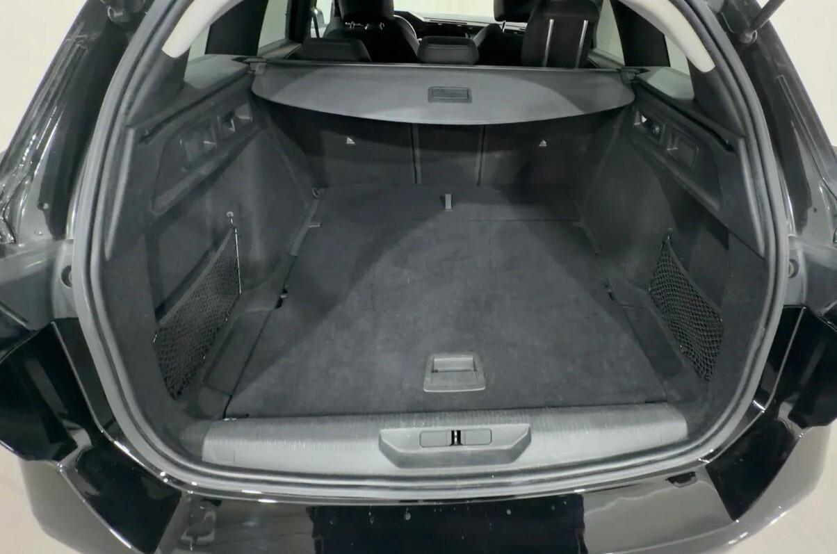 Peugeot 308 BlueHDi 130 S&S EAT8 SW Allure