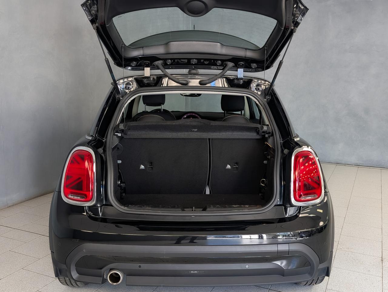 Mini 1.5 Cooper Automatic Essential