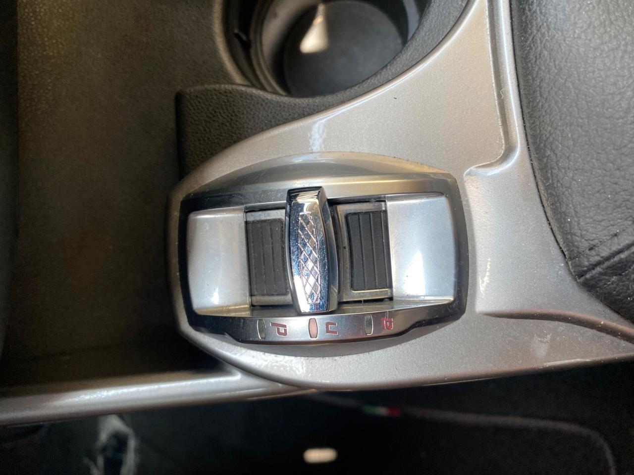 Alfa Romeo MiTo 1.6 JTDm 16V Distinctive Sport Pack