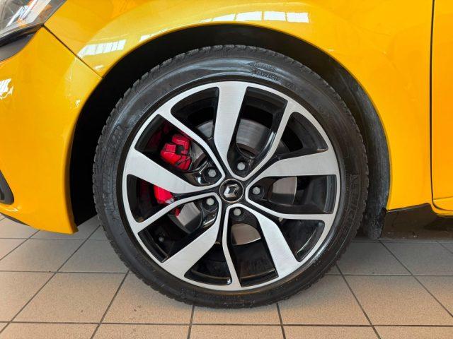 RENAULT Clio TCe 220CV R.S. Trophy //AKRAPOVIC//PELLE//