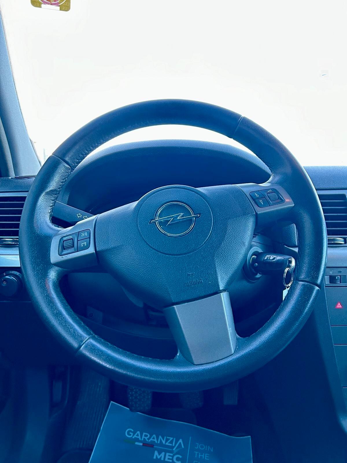 Opel Signum 1.9 CDTI 120CV Cosmo