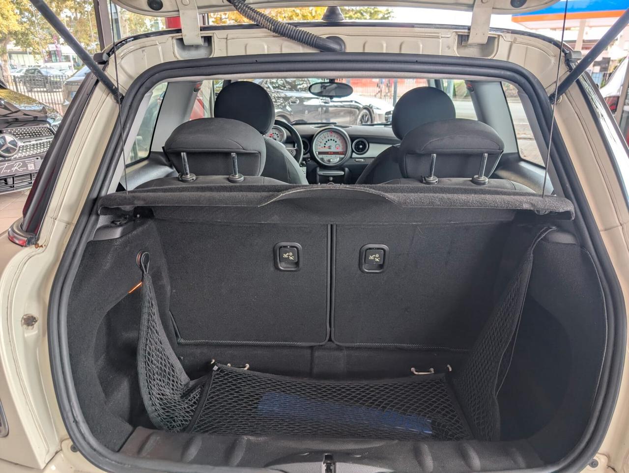 Mini 1.6 16V Cooper D Chili