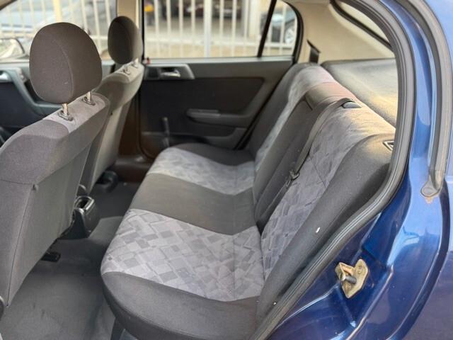 Opel Astra 1.4i 5 porte Euro 4 adatta a neopatentati