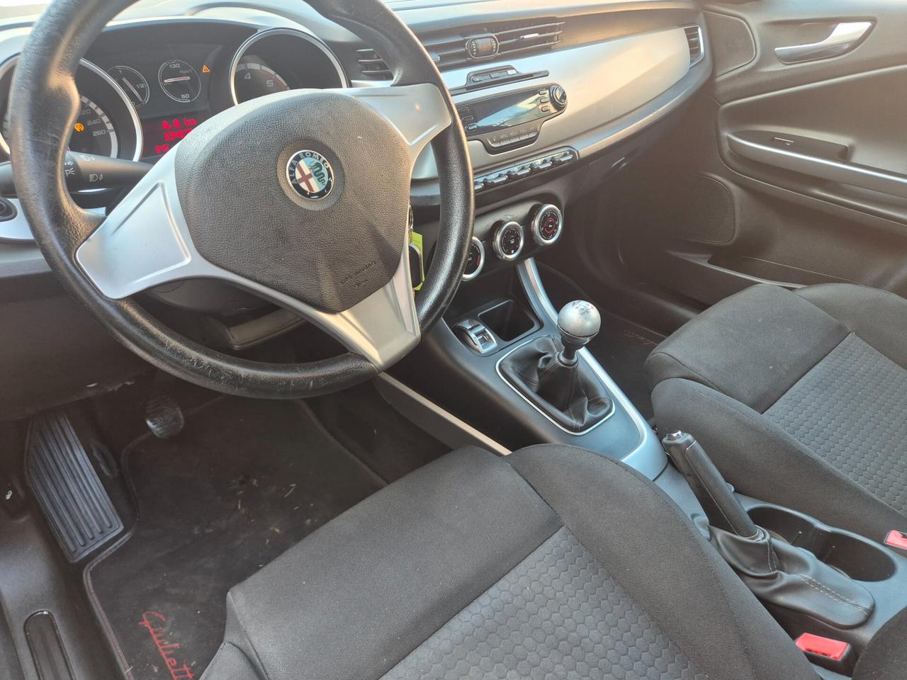 ALFA ROMEO GIULIETTA 1.6 M.JET NUOVISSIMA 2011