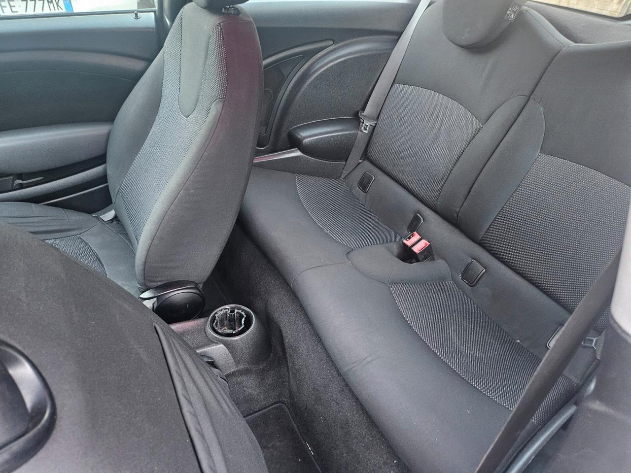 Mini 1.6 Cooper DIESEL 109CV 2007