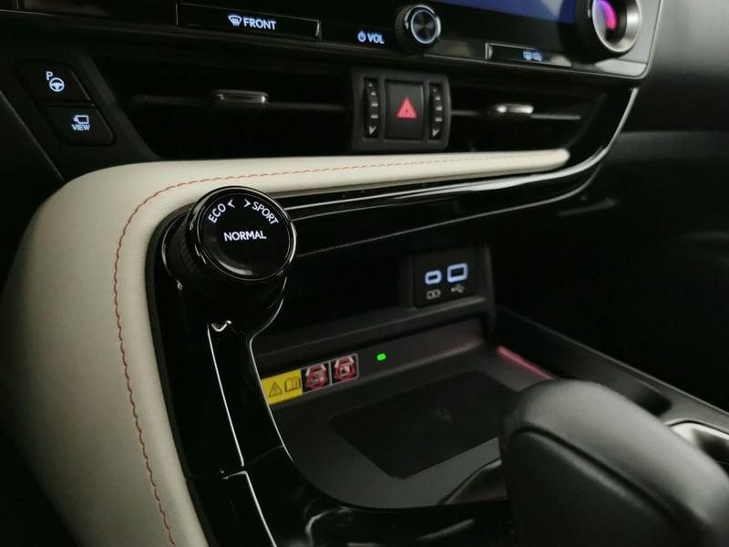 Lexus NX 450h+ 2.5 phev Luxury 4wd 309cv e-cvt