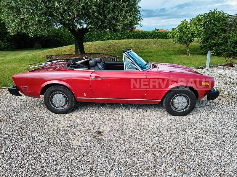 Fiat 124 Spider 1800 – Rossa Interni Neri CRS Anno 1975