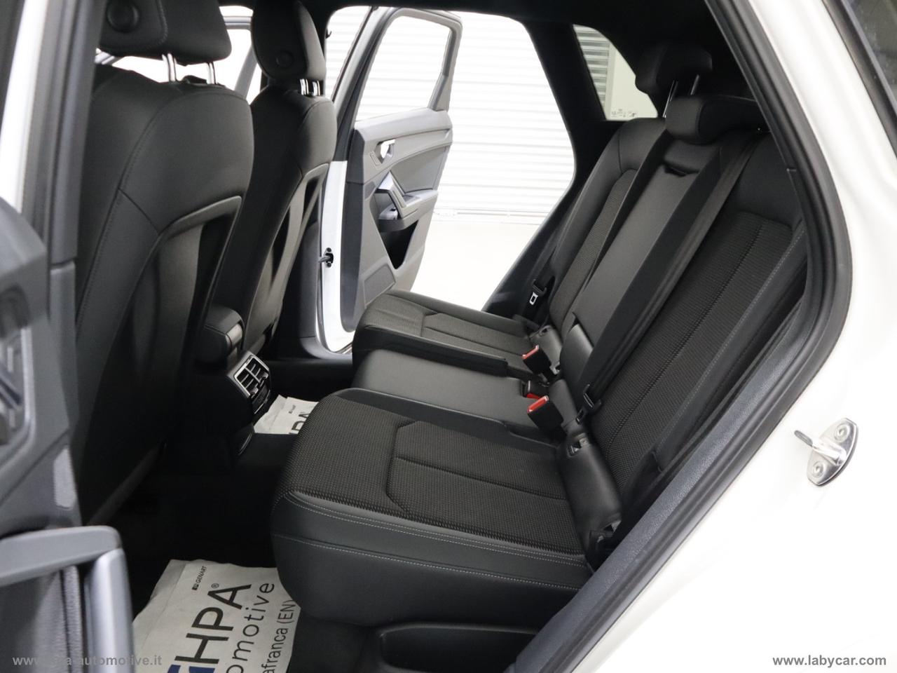 AUDI Q3 2.0TDI quattro S-LINE NAVI LED CERCHI 20 PELLE RETROCAMERA