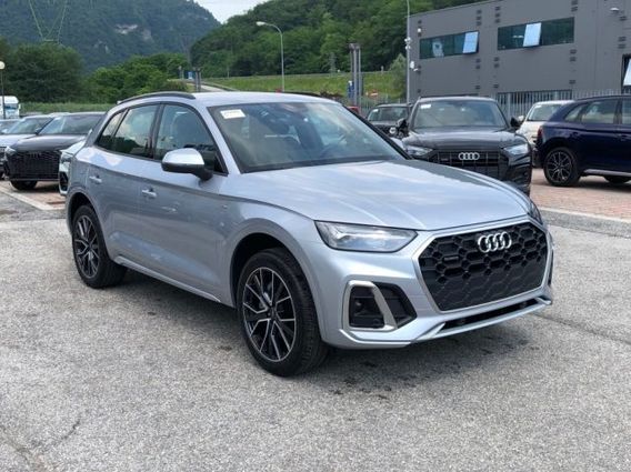 AUDI Q5 40 2.0 tdi mhev 12V S line quattro s-tronic