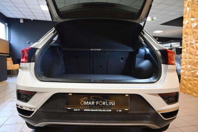 VOLKSWAGEN T-Roc 1.5 TSI ACT STYLE BMT 6M 150CV NAVI CAM TEL17"FULL