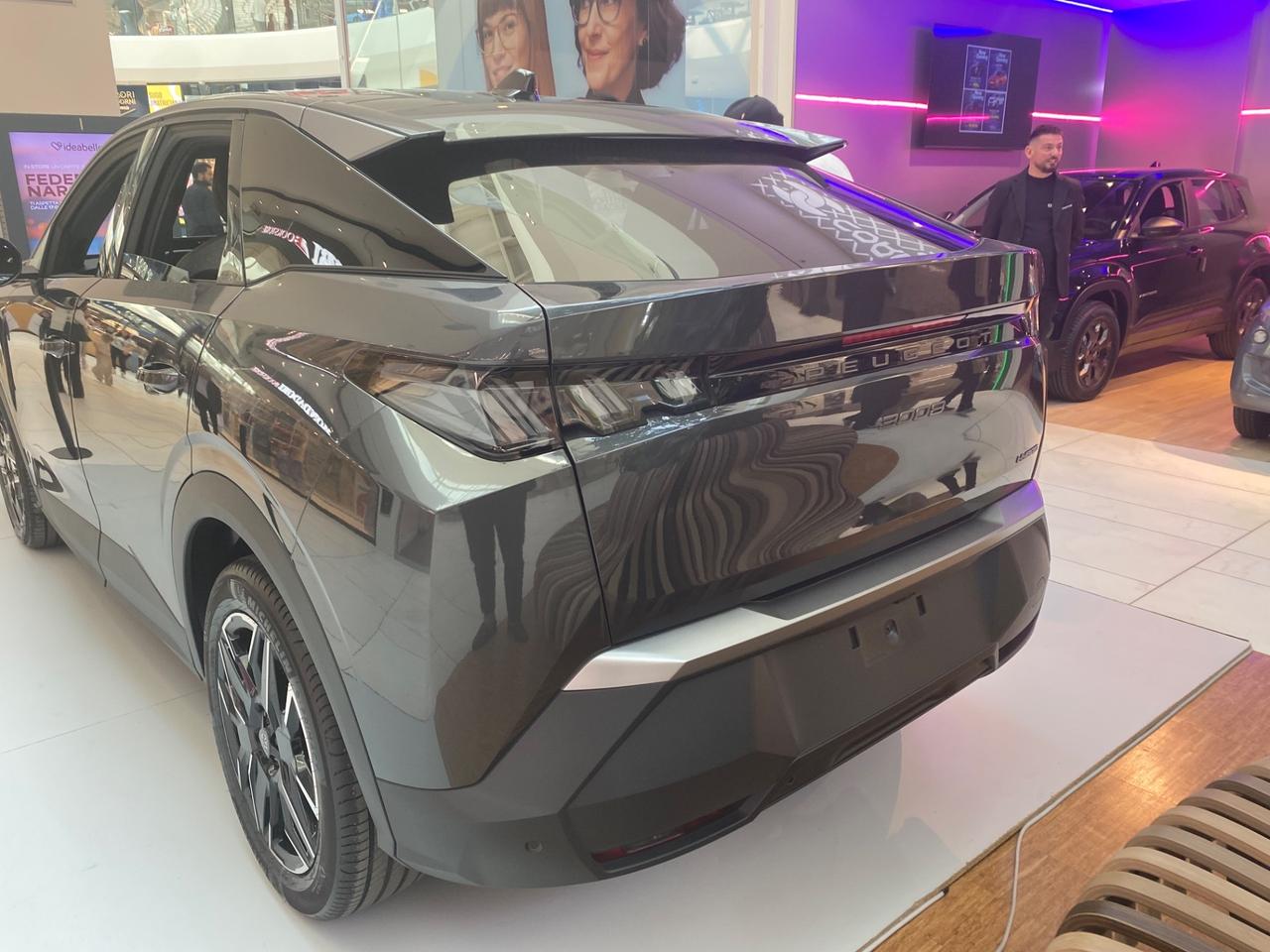 Peugeot 3008 Hybrid 136 e-DCS6 Allure