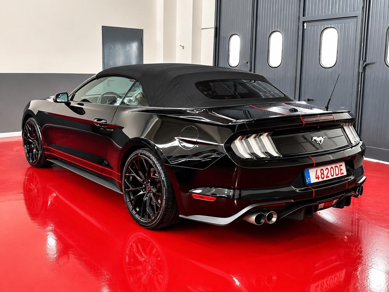 Ford Mustang Convertible 2.3 EcoBoost