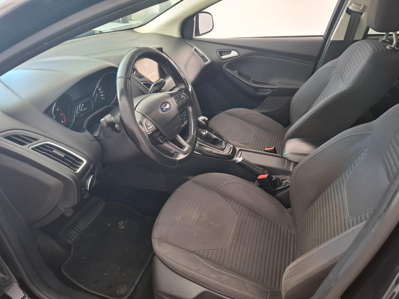 Ford Focus 1.0 EcoBoost 125 CV Start&Stop SW Titanium adatta x neopatentati