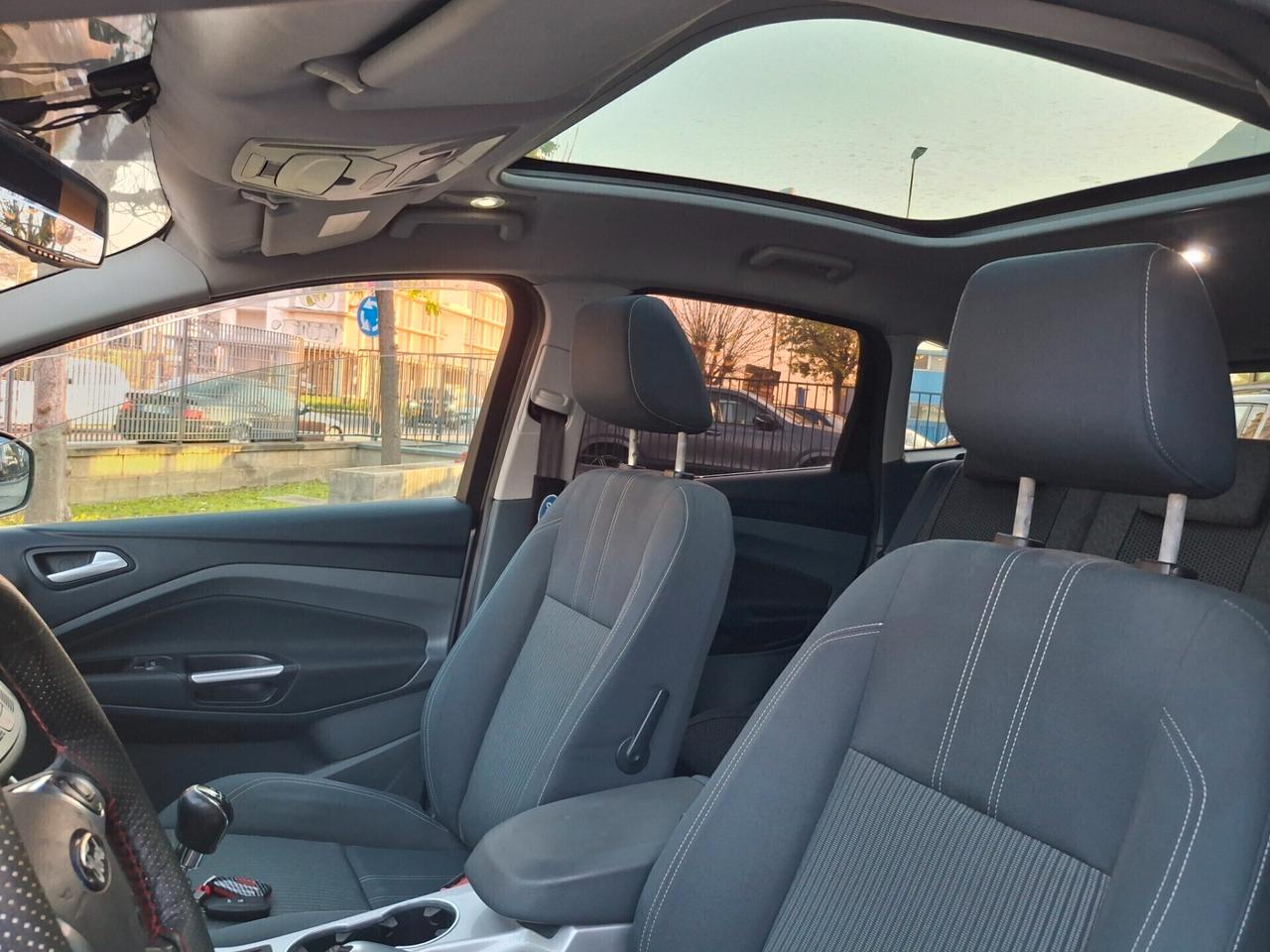 Ford C-Max 1.6 TDCi 116 CV. Titanium-TETTO PANORAMICO-