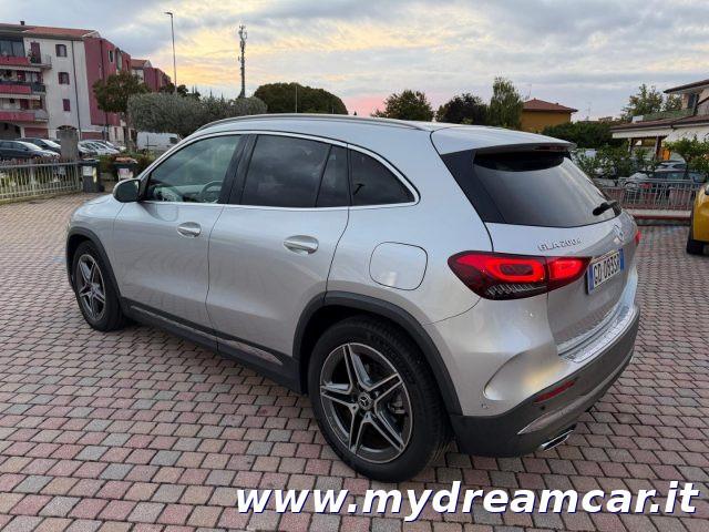 MERCEDES-BENZ GLA 200 d Automatic 4Matic Premium