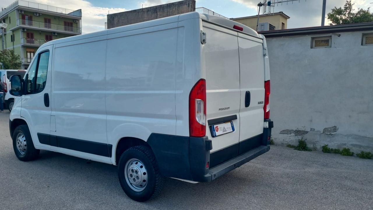 Peugeot Boxer 330 2.2 BlueHDi 140 S&S PC-TN Furgone