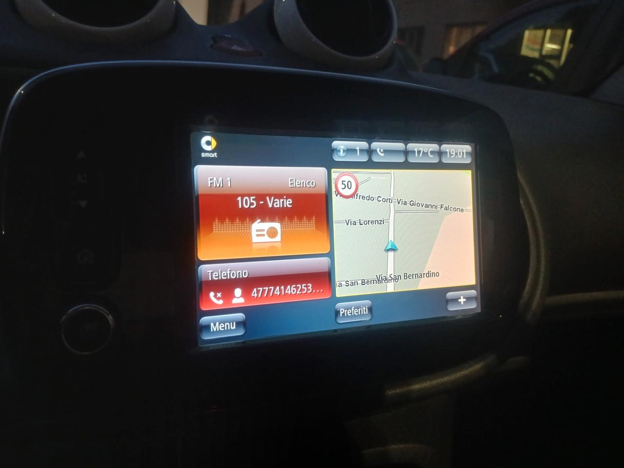 Smart ForTwo 70 1.0 Passion ***AUTOMATICA NAVIGATORE**IDONEA NEOPATENTATI