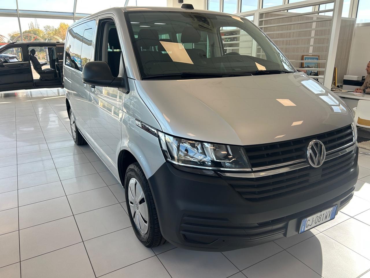 Volkswagen Caravelle 2.0 TDI 110CV PC Trendline 9 Posti