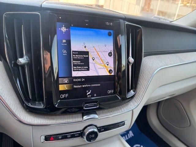 VOLVO XC60 T6 Recharge Plug-in AWD Inscrip. Expres. TET PANOR