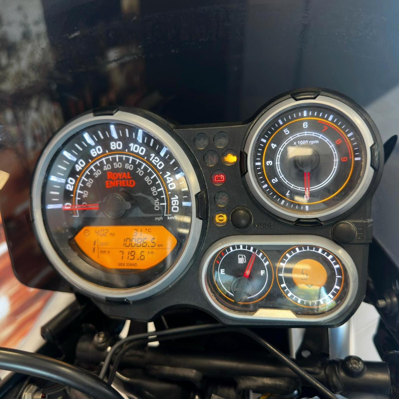 Royal Enfield Himalayan 411
