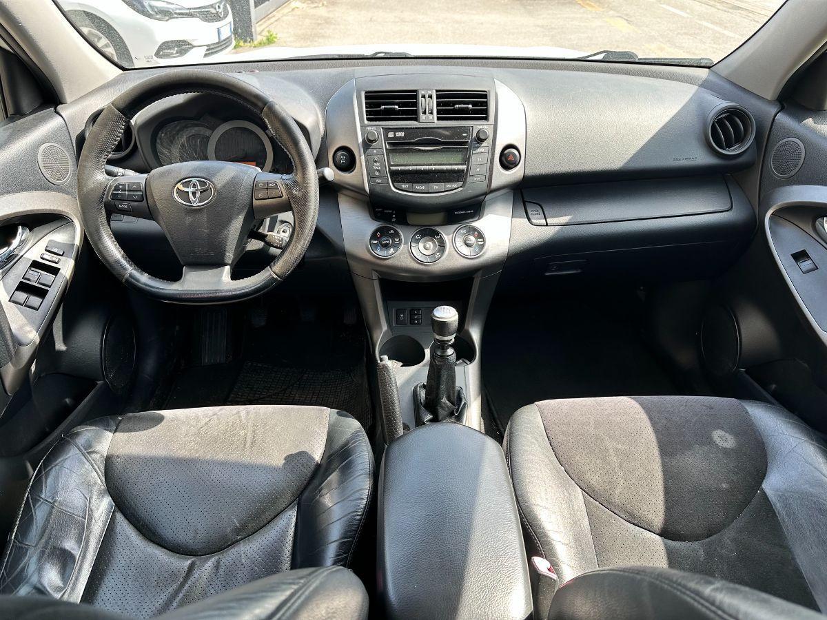 TOYOTA - RAV4 - Crossover 2.2 D-4D 150CV DPF Excl. SOLO COMMERCIANTI