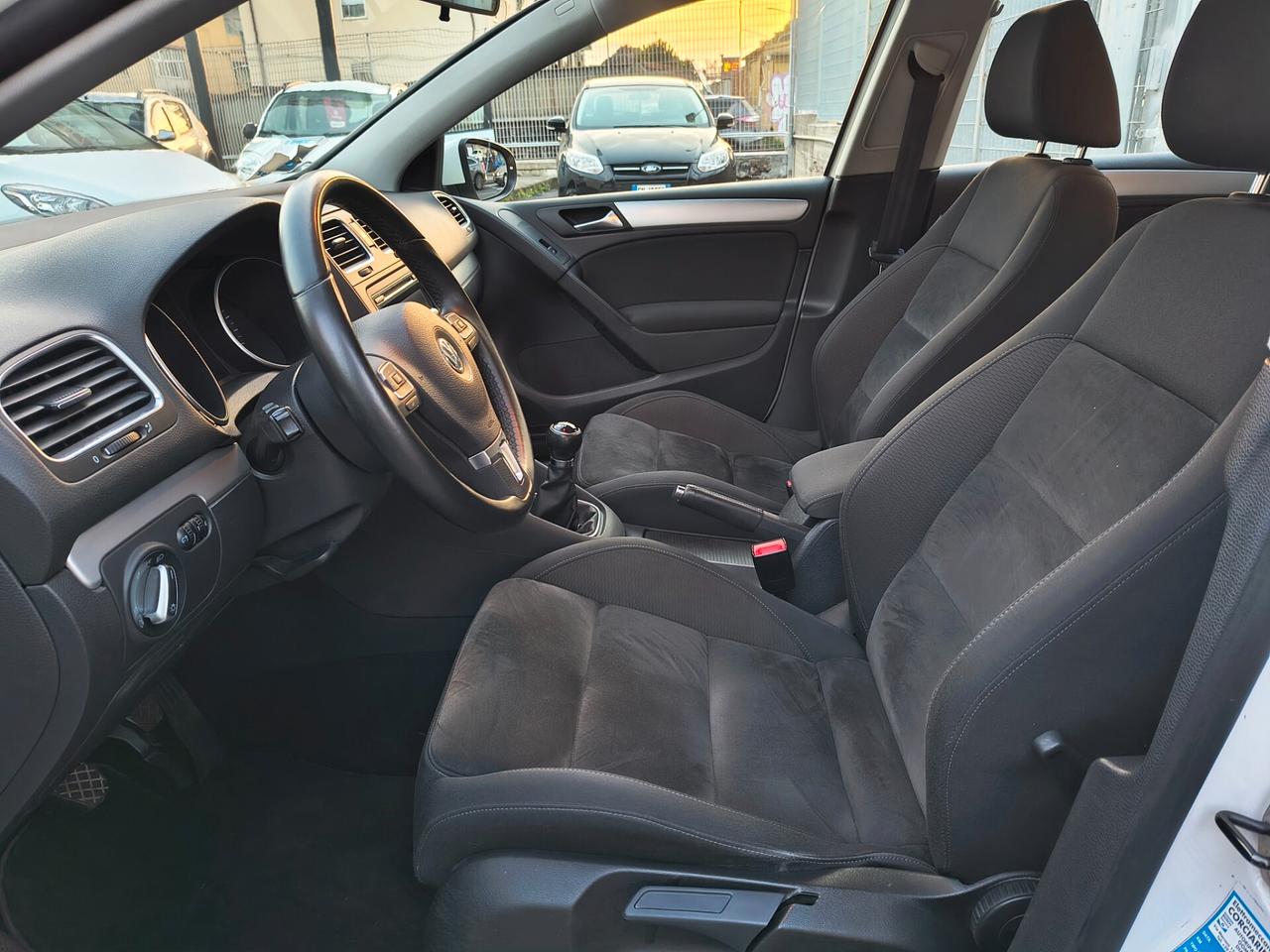 VOLKSWAGEN GOLF 1.6 DIESEL INTROVABILE SOLO 85.000 KM