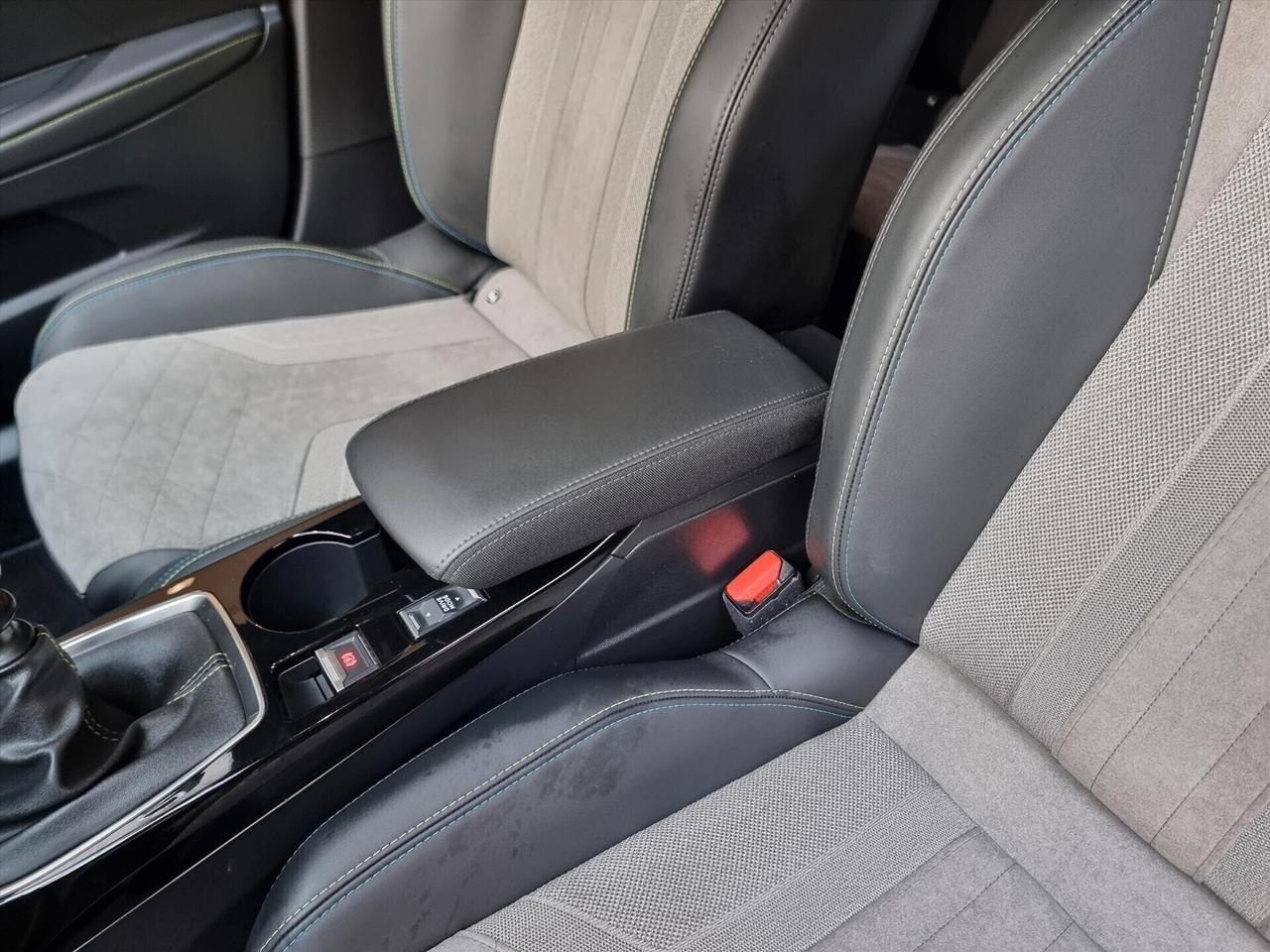 Peugeot 208 BlueHDi 102 GT Pack NAVIGATORE FULL