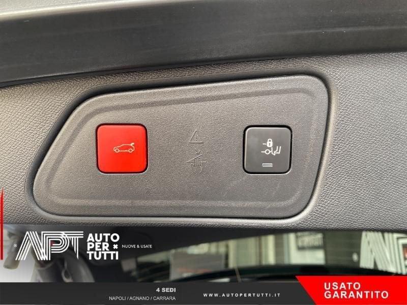 Peugeot 3008 3008 1.6 hybrid4 phev GT Pack 300cv e-eat8