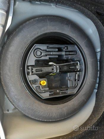 PEUGEOT 207 sw Hdi 93cv - 2010