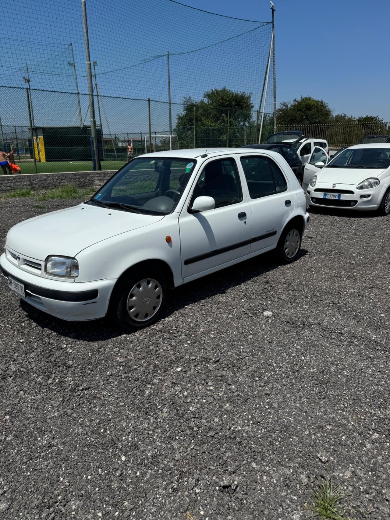 Nissan Micra 1.3i 16V cat 5 porte SLX