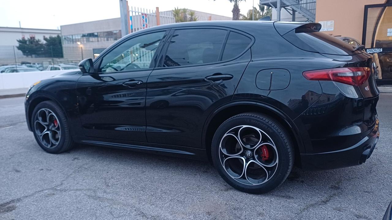 Alfa Romeo Stelvio 2.2 210 CV AT8 Q4 Veloce TETTO PANORAMICO