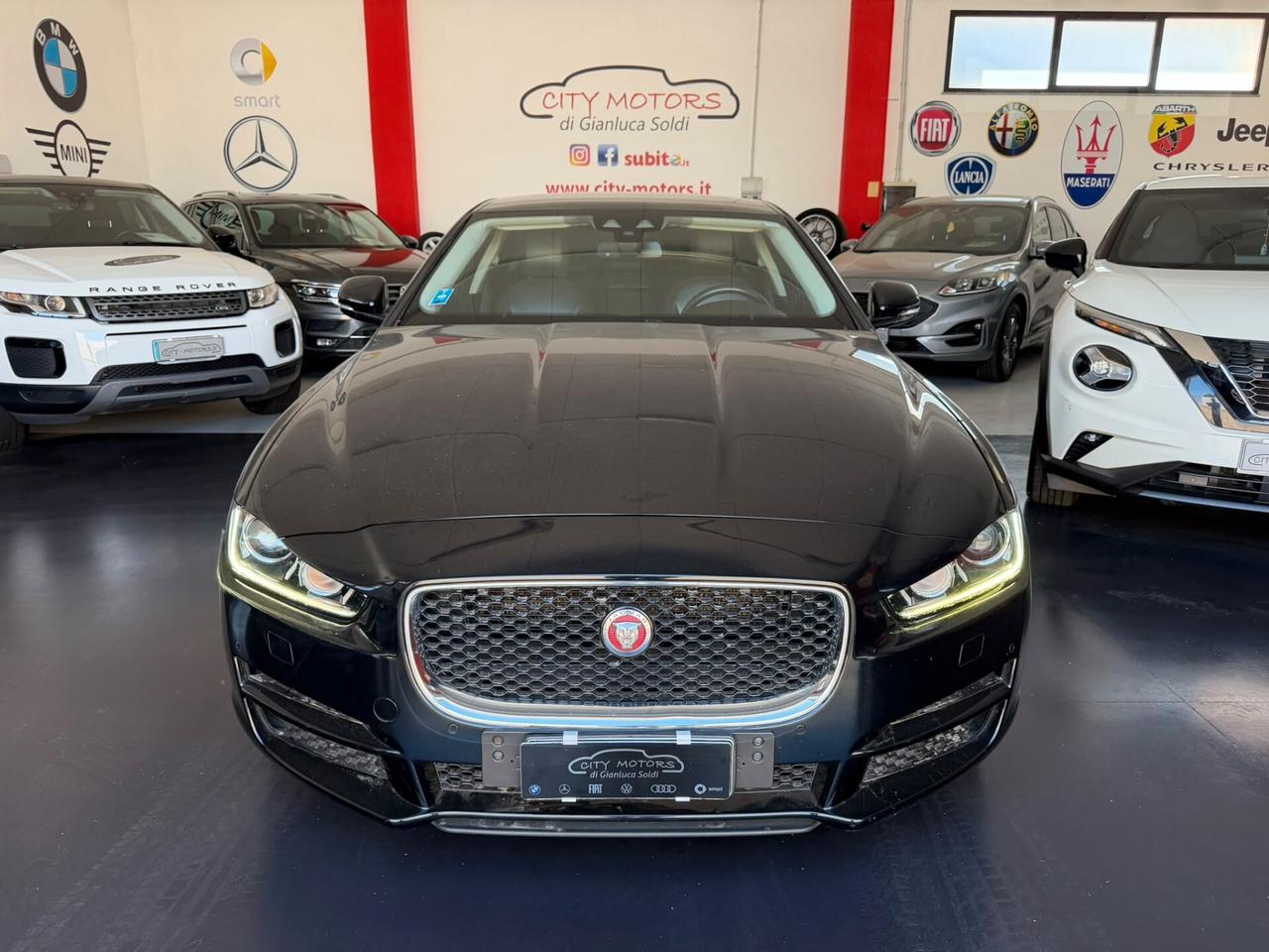 Jaguar XE 2.0 D Turbo aut. Portfolio
