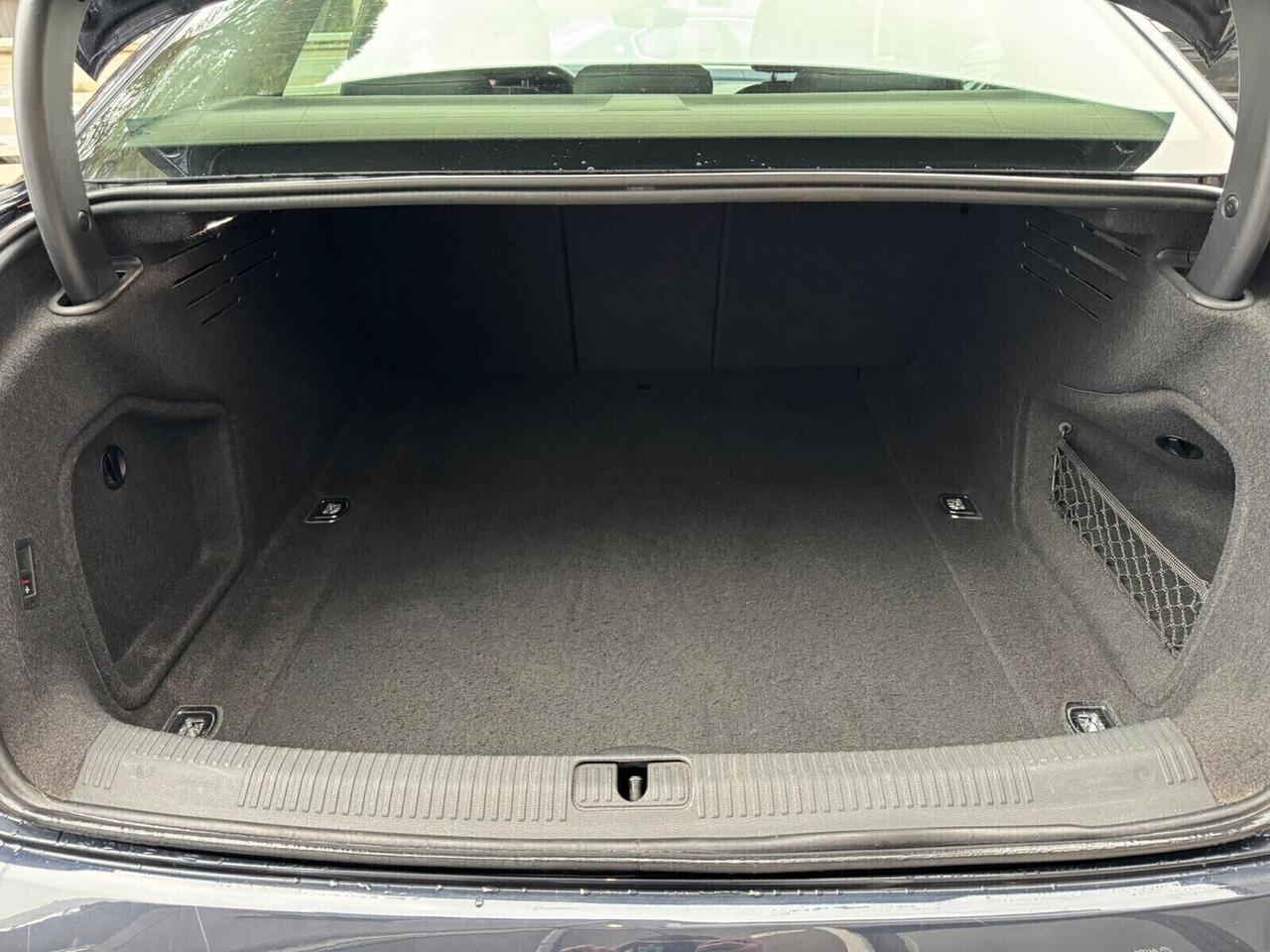 AUDI A4 2.0 TDI 122 CV BUSINESS UNIP ZERO ANTICIPO