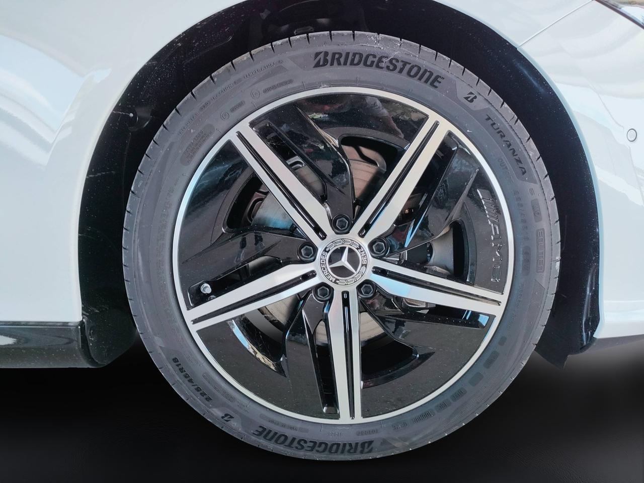 Mercedes-Benz CLA 180