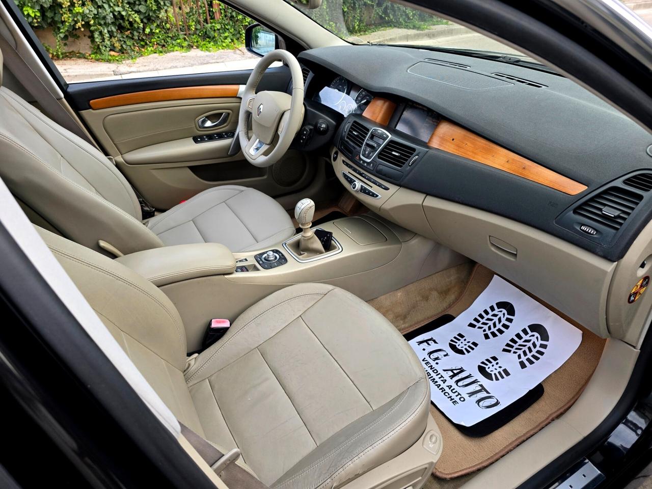 RENAULT LAGUNA 2.0DCI INITIALE PARIS STRAFULL