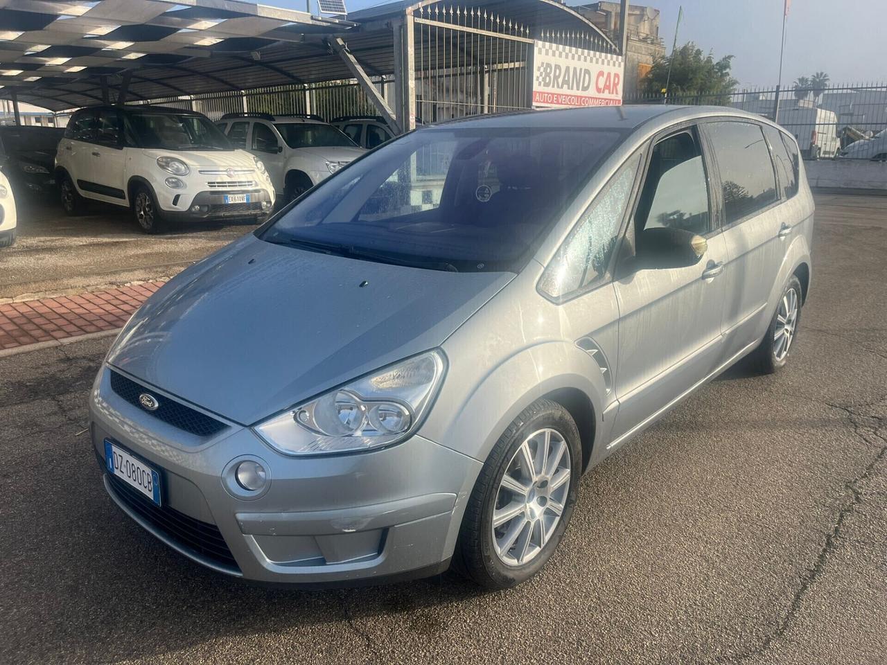 Ford S-Max 2.0 TDCi 140CV Titanium Unipro