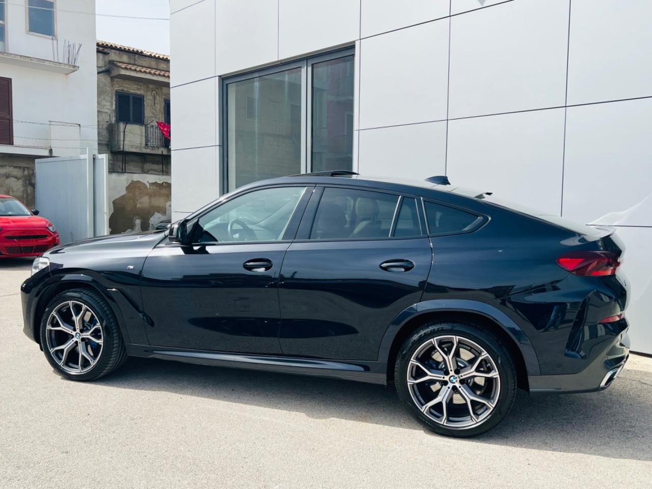 BMW X6 xdrive30dMsport possibilità noleggio no scoring