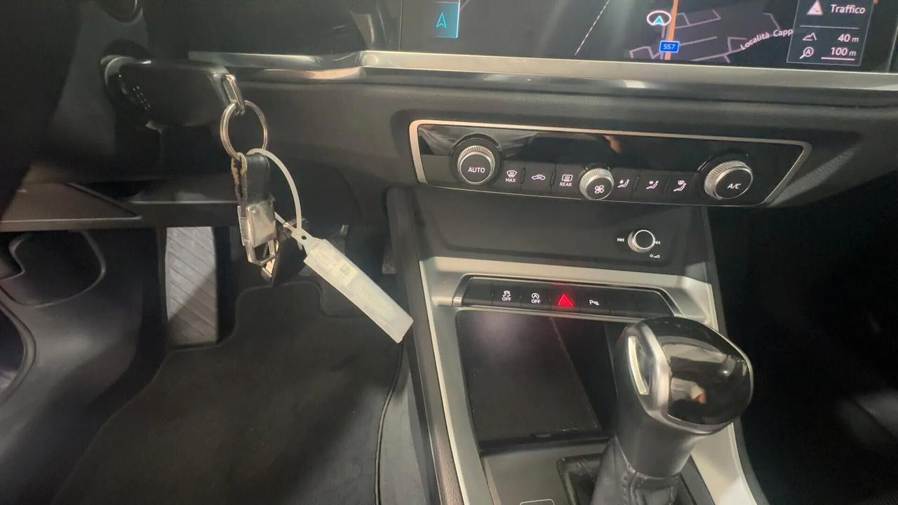 AUDI Q3 MY2019 2.0 TDI 150CV STRONIC SPORT EDITION